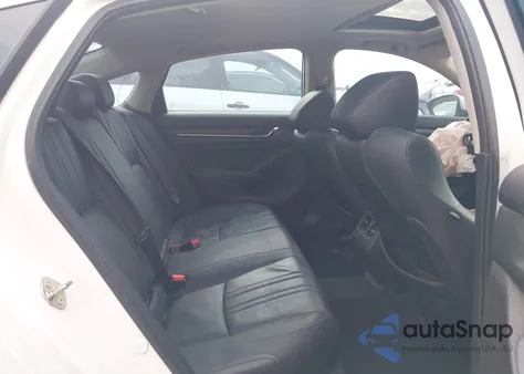 2018 Honda Accord Touring z USA, uszkodzony, nr VIN 1HGCV1F96JA117136